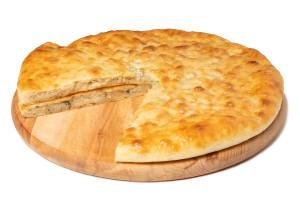 Осетинский пирог с индейкой и сыром