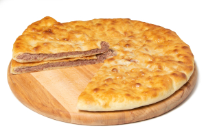 Осетинский пирог с говядиной и сыром (1000гр.)